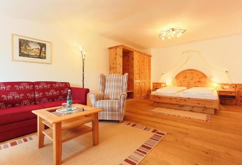 발코니 디럭스 룸, Sattelbogener Hof