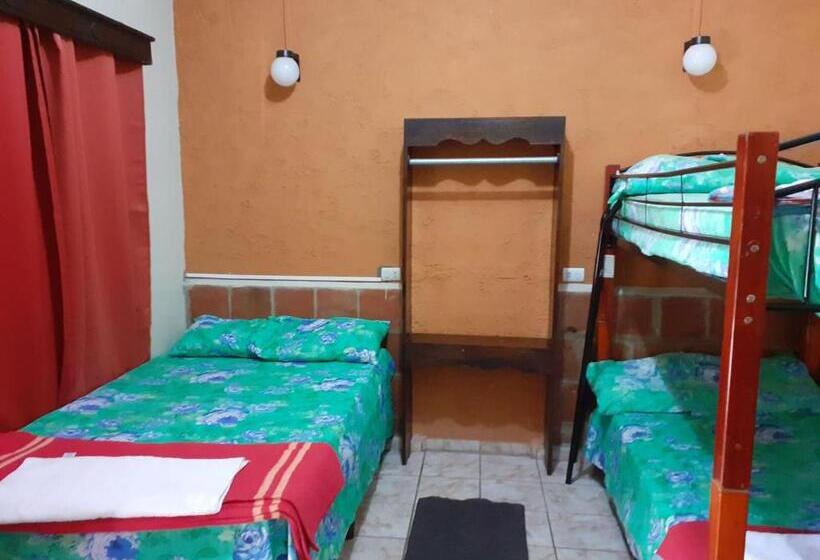 غرفة عائلية, Bosques Del Tibet