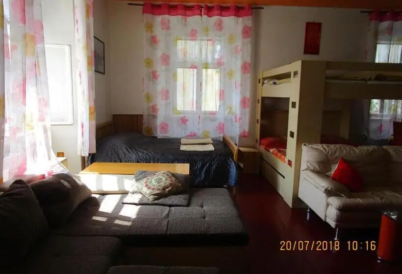 １ベッドルームアパートメント, Fara Choustníkovo Hradiště