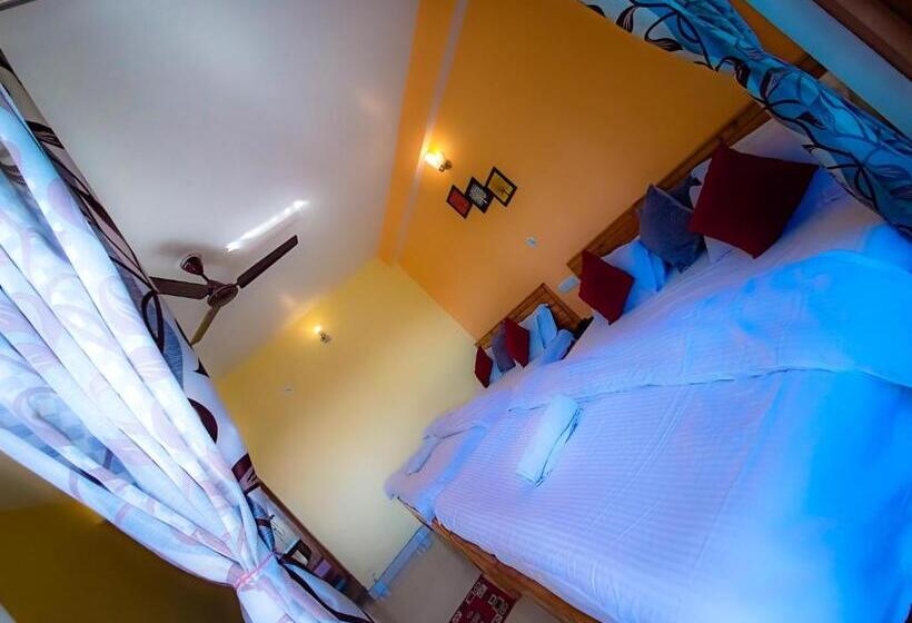 غرفة ديلوكس رباعية, Jmt Eco Binsar By Stayapart