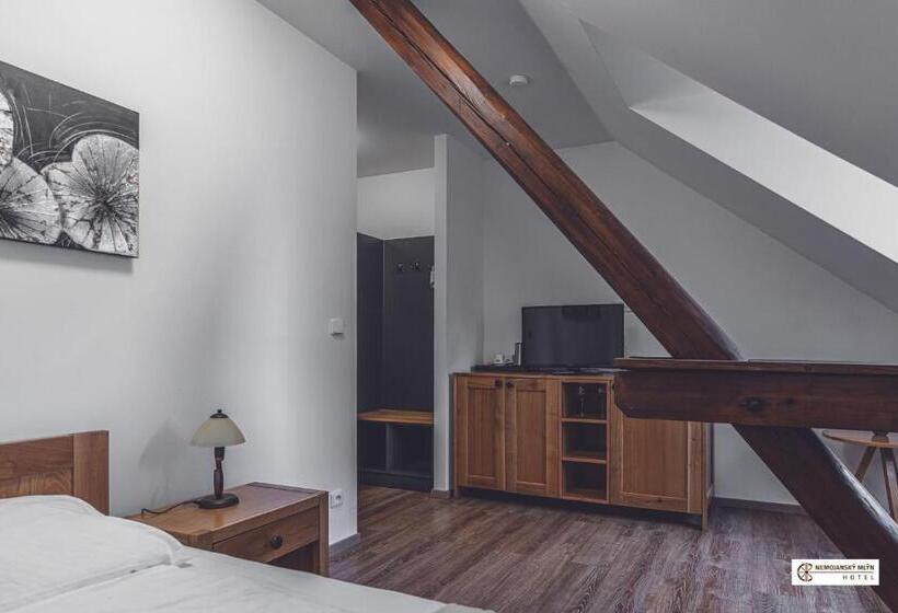 חדר דלוקס, Nemojanský Mlýn