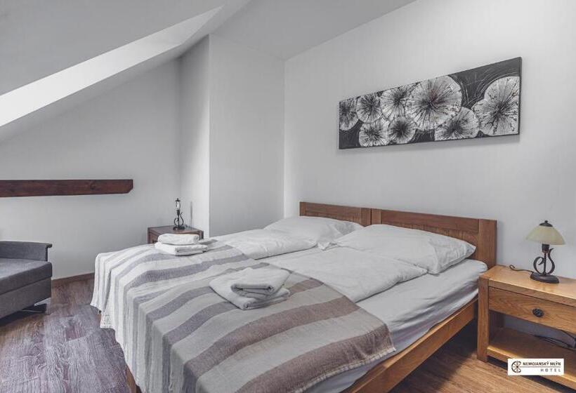 חדר דלוקס, Nemojanský Mlýn