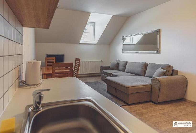 סוויטה משפחתית, Nemojanský Mlýn