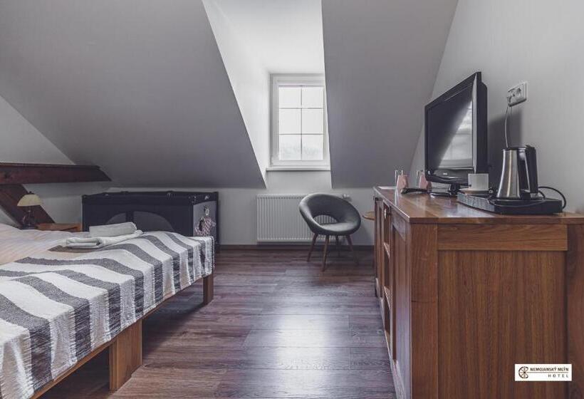 חדר דלוקס, Nemojanský Mlýn