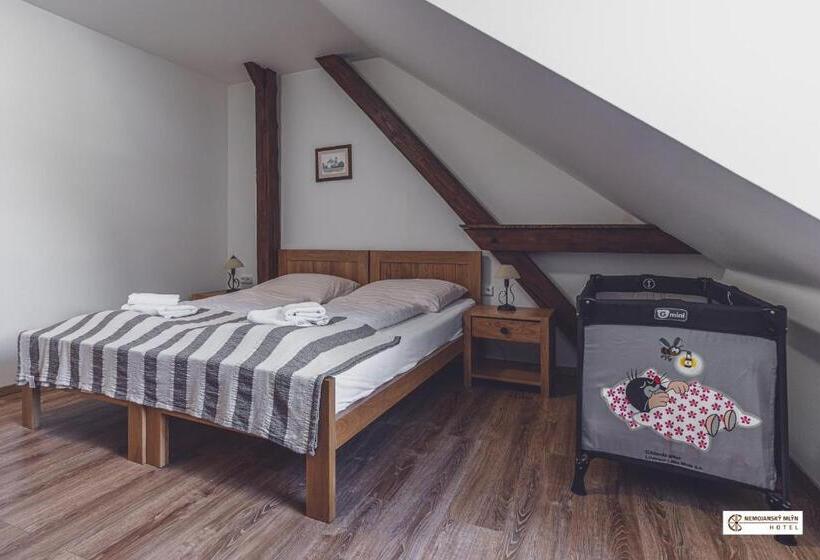 Номер Deluxe, Nemojanský Mlýn