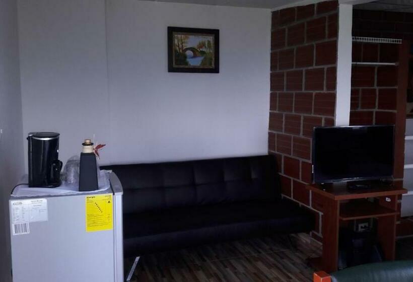 סוויטה עם ג'קוזי, Palestina Eco