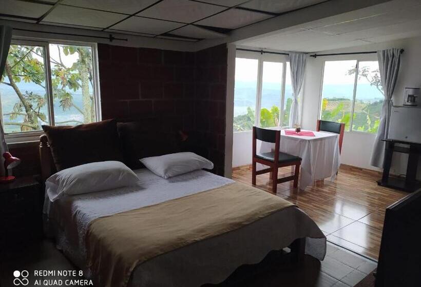 חדר דלוקס עם נוף להרים, Palestina Eco