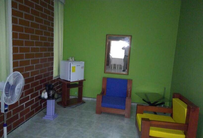 חדר דלוקס, Palestina Eco