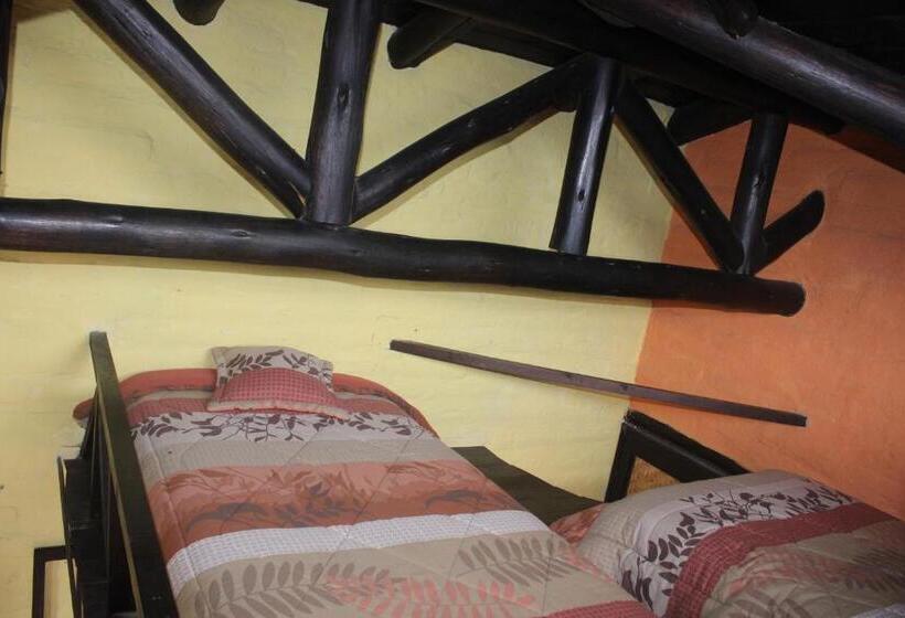 اتاق خانوادگی با سرویس بهداشتی مشترک, Rondador Cotopaxi