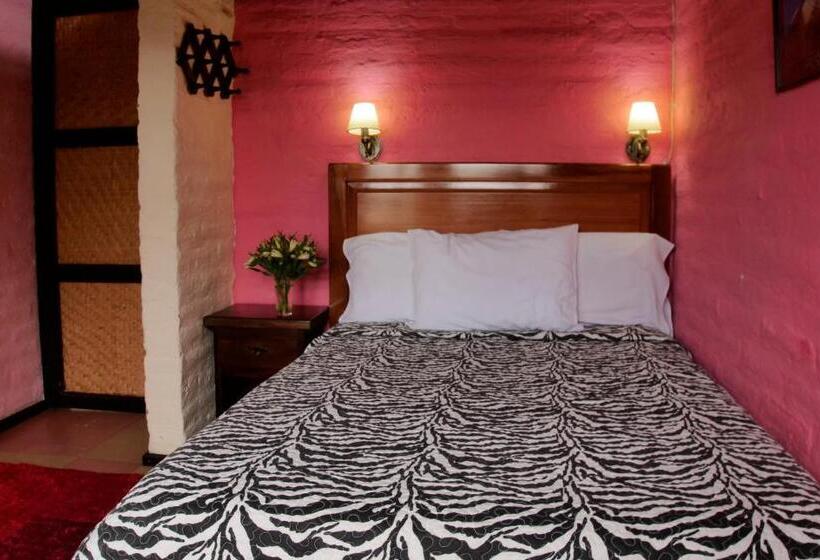 اتاق خانوادگی با سرویس بهداشتی مشترک, Rondador Cotopaxi