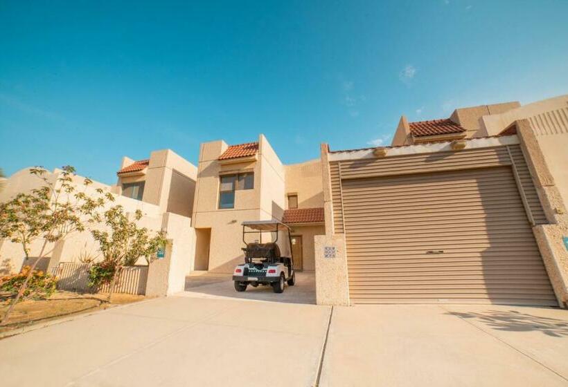 فيلا 3 غرف نوم, Palm Beach Resort