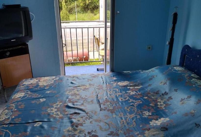 Triple Room Sea View, Guesthouse Ada