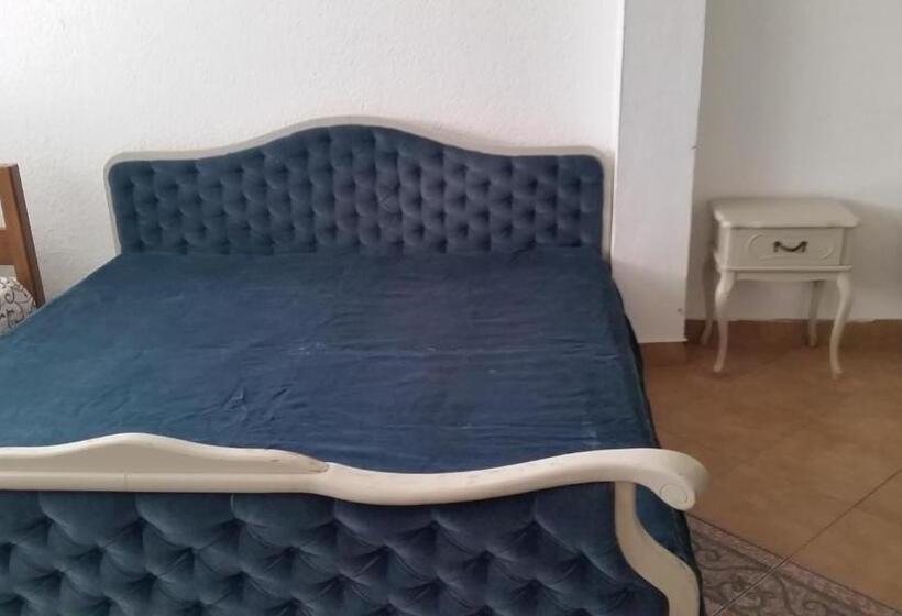 اتاق خانوادگی, Guesthouse Ada