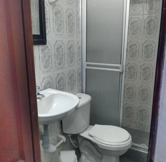 ベーシックトリプルルーム, Hostal Viyaje