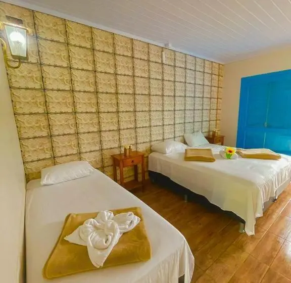 スタンダード４人部屋, Pousada Di Venezia   Hotel Fazenda