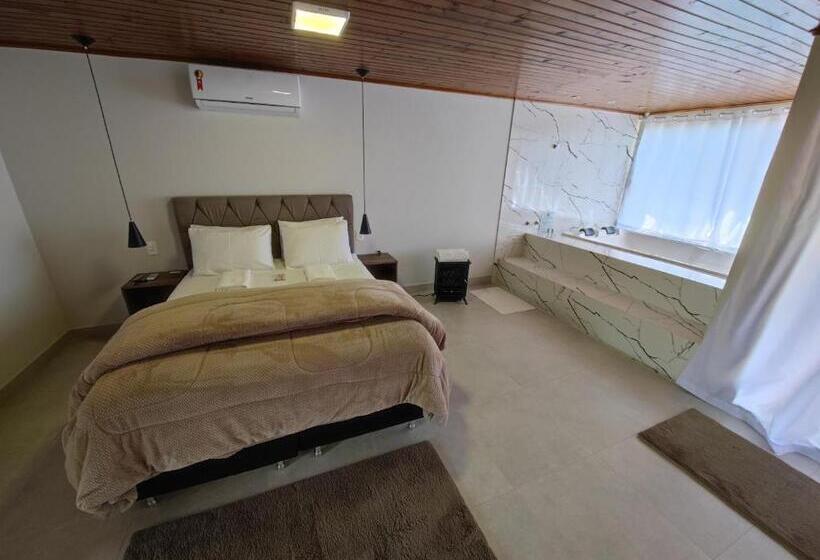 자쿠지 스위트, Pousada Dona Teresinha