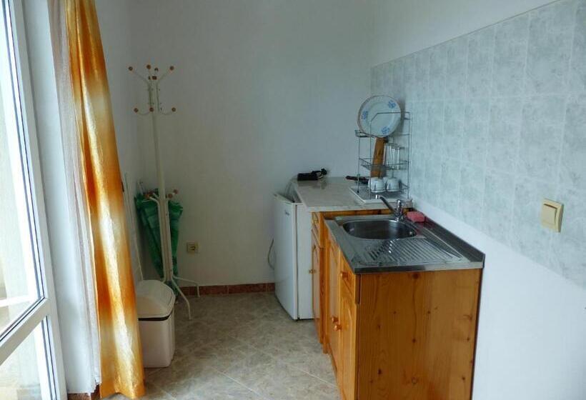 Студия Стандарт Вид на Море, Sunhouse Rooms