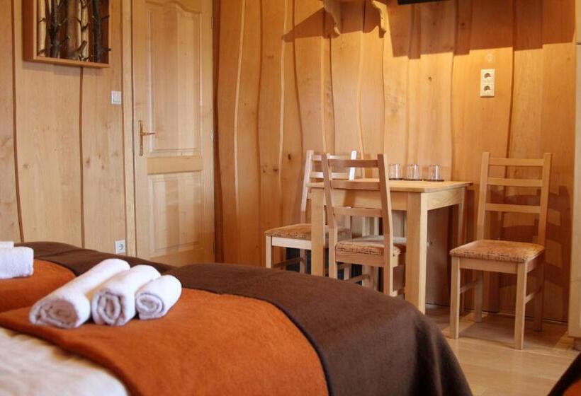 חדר סטנדרט לשלושה, Tiszafa Vendégház Szentgál