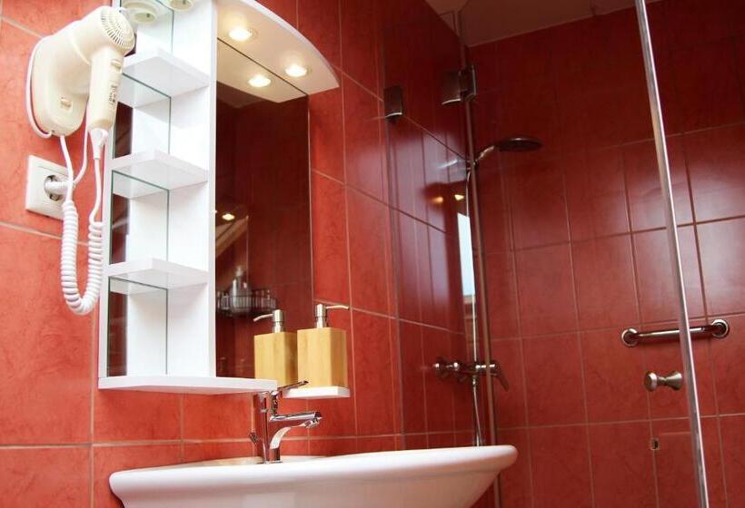 חדר סטנדרט לשלושה, Tiszafa Vendégház Szentgál