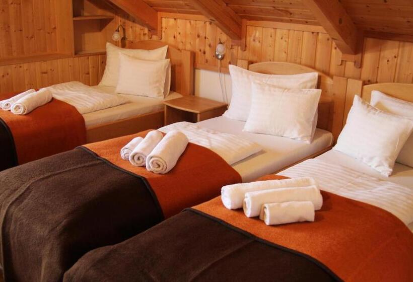 חדר סטנדרט לשלושה, Tiszafa Vendégház Szentgál