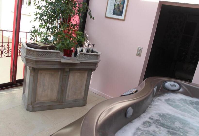 סוויטה, Chambres Et Table D Hôtes, Maisonnettes Individuelles Dans Propriété Privée