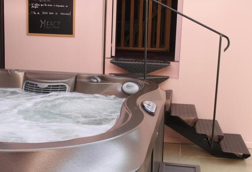 סוויטה, Chambres Et Table D Hôtes, Maisonnettes Individuelles Dans Propriété Privée