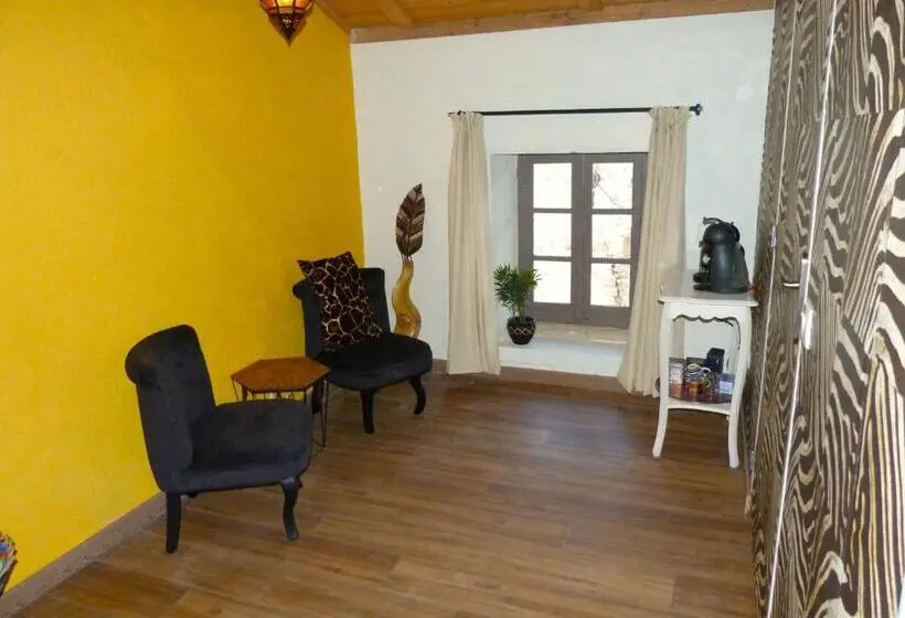 キングサイズベッドのスタンダードルーム, Chambres D'hôtes La Fougeraie