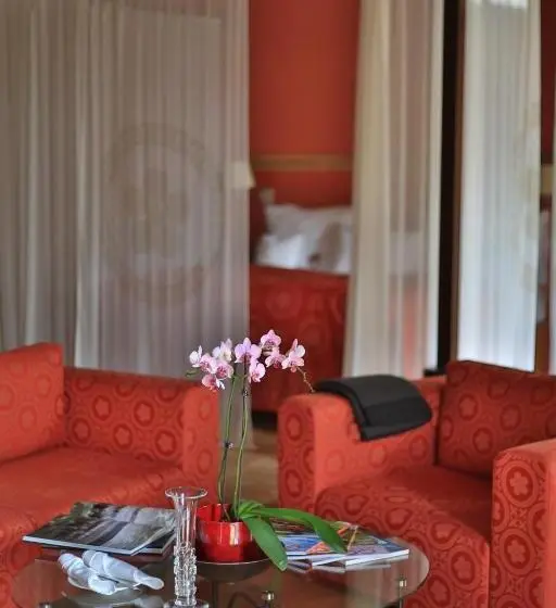 キングサイズベッドのスイートルーム, Chateau Herálec Boutique Hotel & Spa By L Occitane