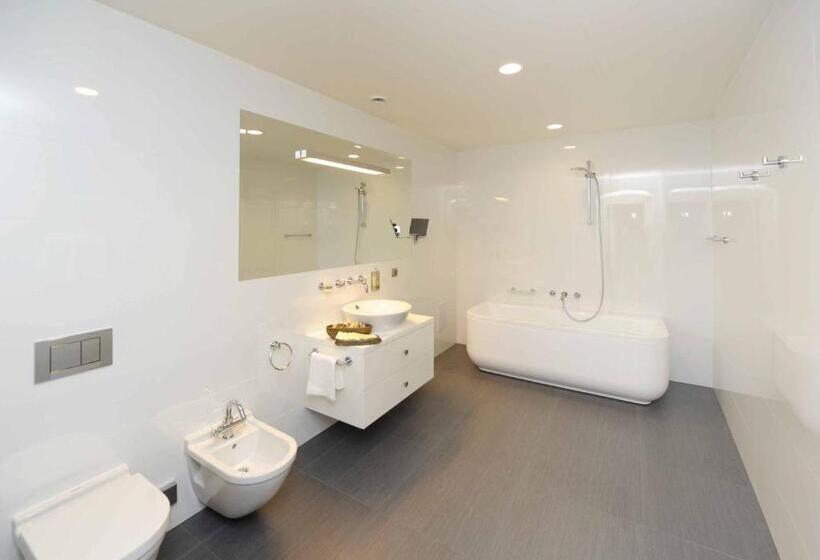 סוויטה דלוקס, Chateau Herálec Boutique Hotel & Spa By L Occitane