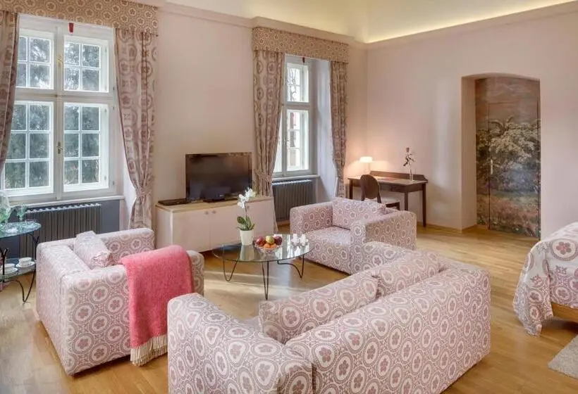デラックスルーム, Chateau Herálec Boutique Hotel & Spa By L Occitane