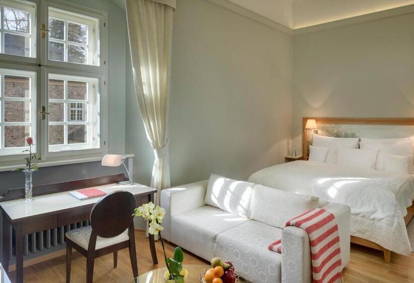 Номер Стандарт, Chateau Herálec Boutique Hotel & Spa By L Occitane