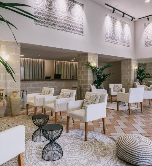 高级三人间, Mangia S Favignana Resort