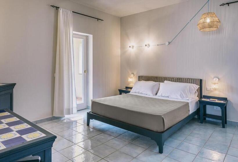 Трехместный Номер Deluxe Вид на Море, Mangia S Favignana Resort