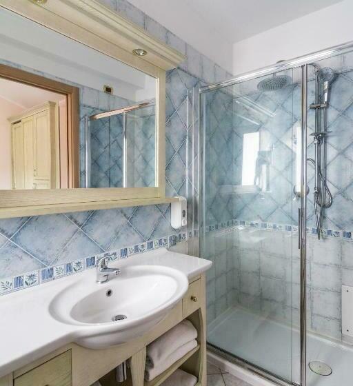 غرفة قياسية, Solanas