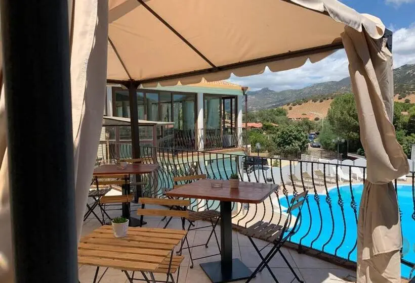 Apartamento 1 Quarto com Terraço Vista Mar, Solanas
