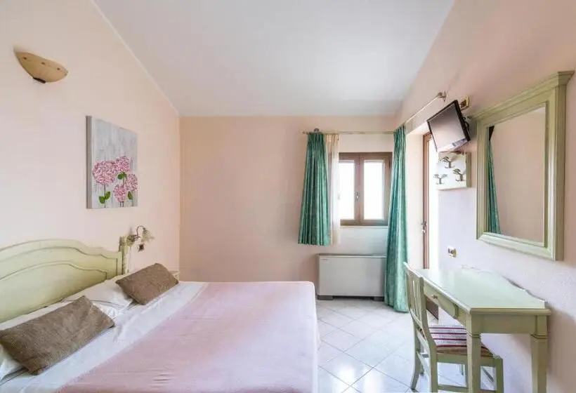 Apartamento 1 quarto comunicado, Solanas