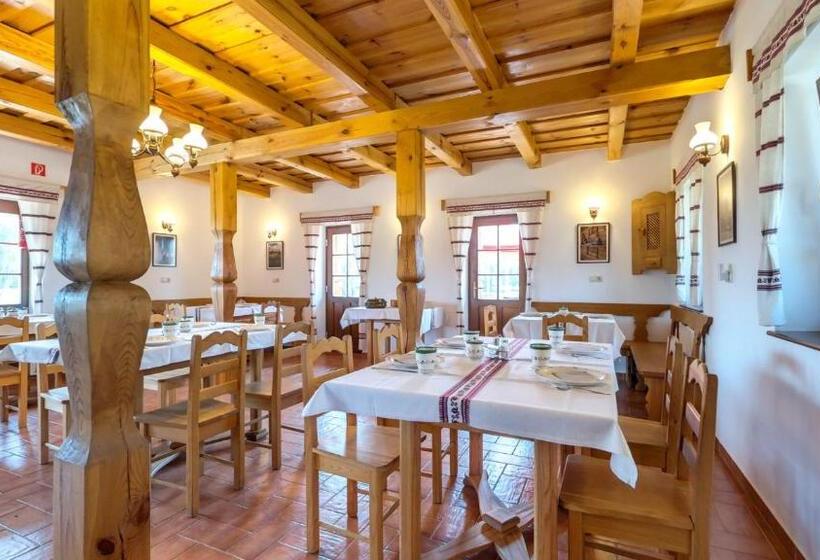 1 Bedroom Apartment Lake View, Csodaszarvas Vendégházak