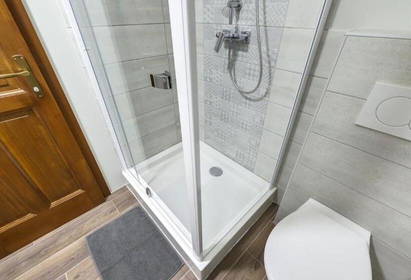 חדר סטנדרט, Csodaszarvas Vendégházak