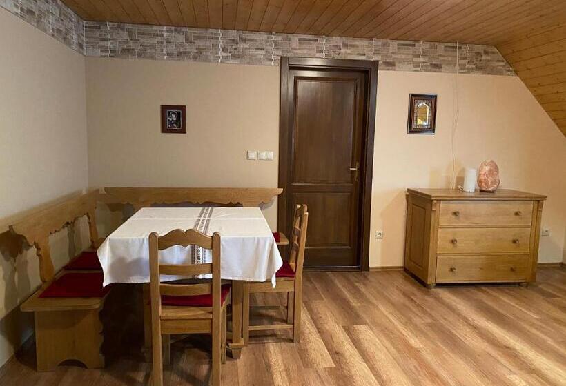 Апартаменты 2 Спальни, Csodaszarvas Vendégházak