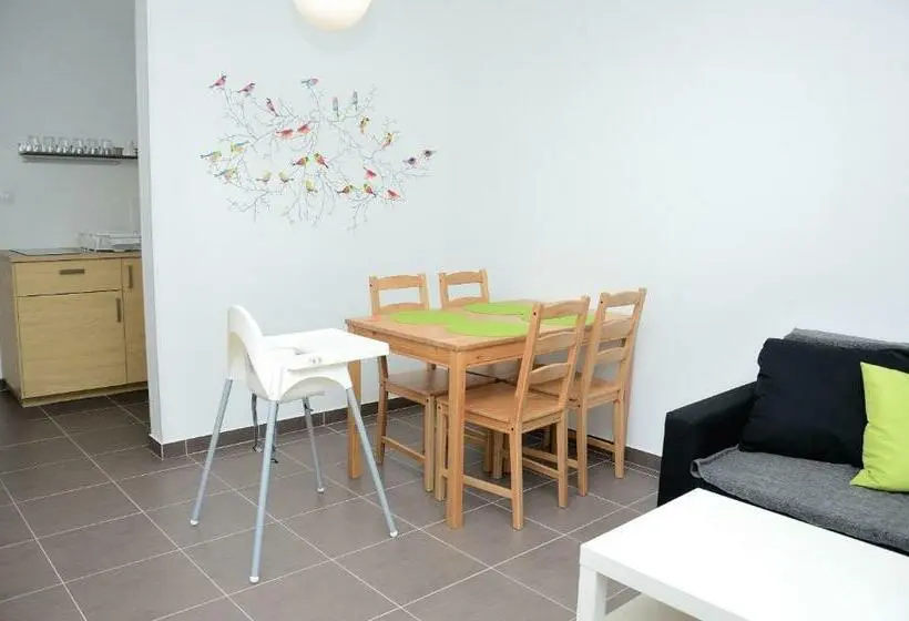 マウンテンビュースイート, Penzion Na Vršku