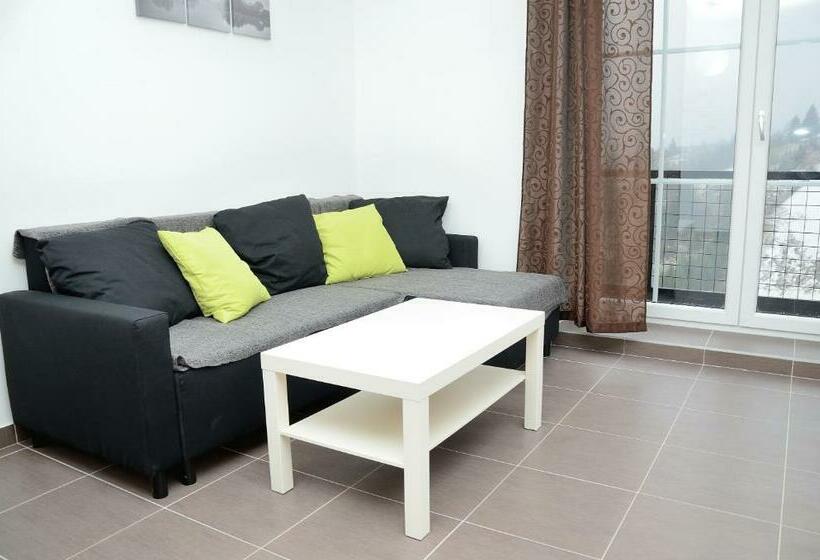 マウンテンビュースイート, Penzion Na Vršku