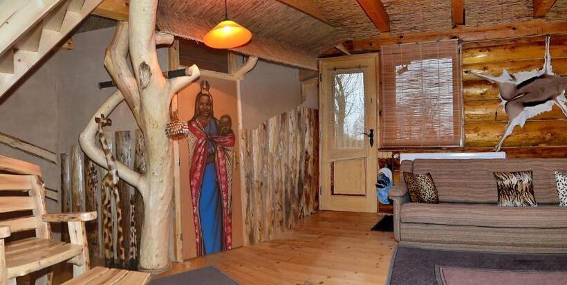 Семейный Номер, Resort Svět