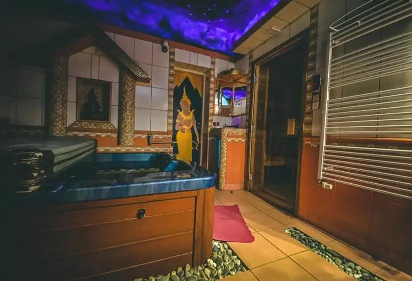 デラックススイート, Resort Svět