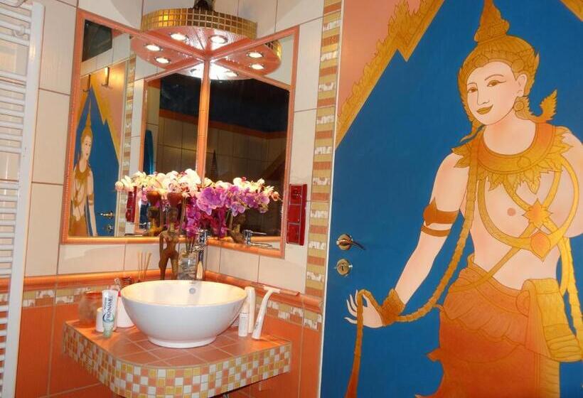 Люкс Повышенной Комфортности, Resort Svět