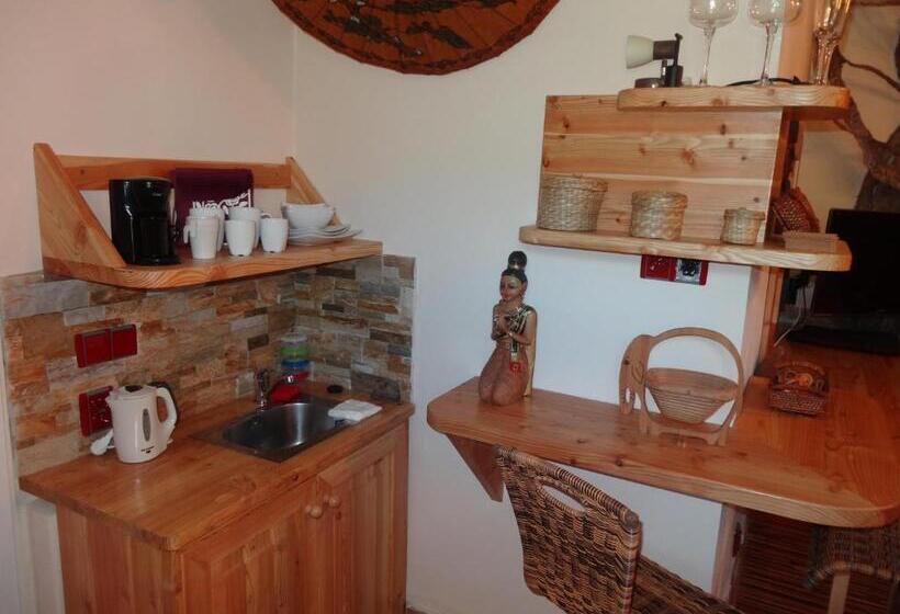 디럭스 스위트, Resort Svět