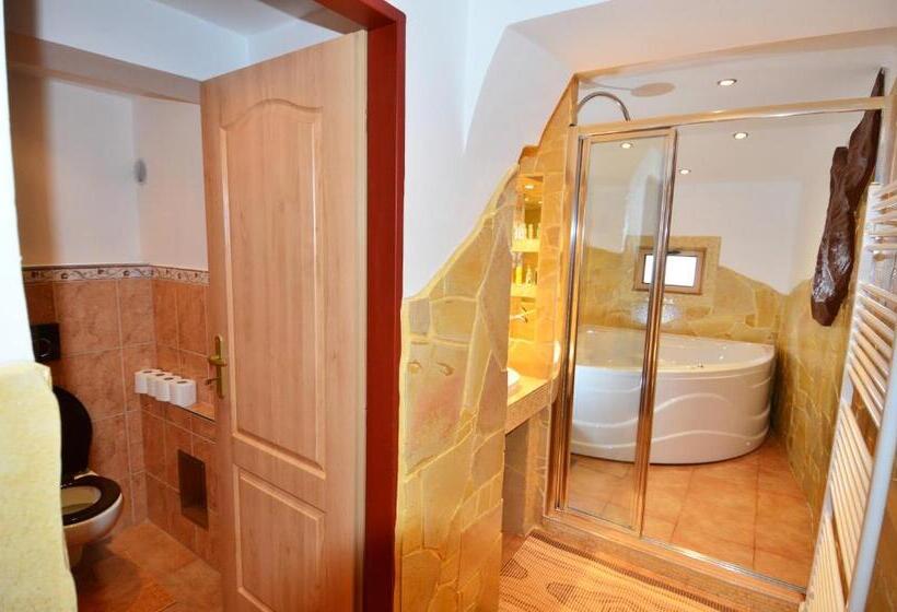 침실 2개 디럭스 아파트, Resort Svět