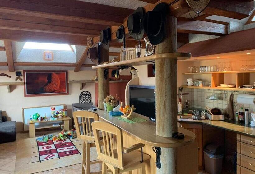 수피리어 스튜디오, Resort Svět