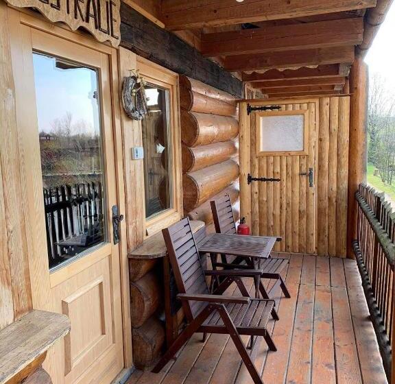 수피리어 스튜디오, Resort Svět