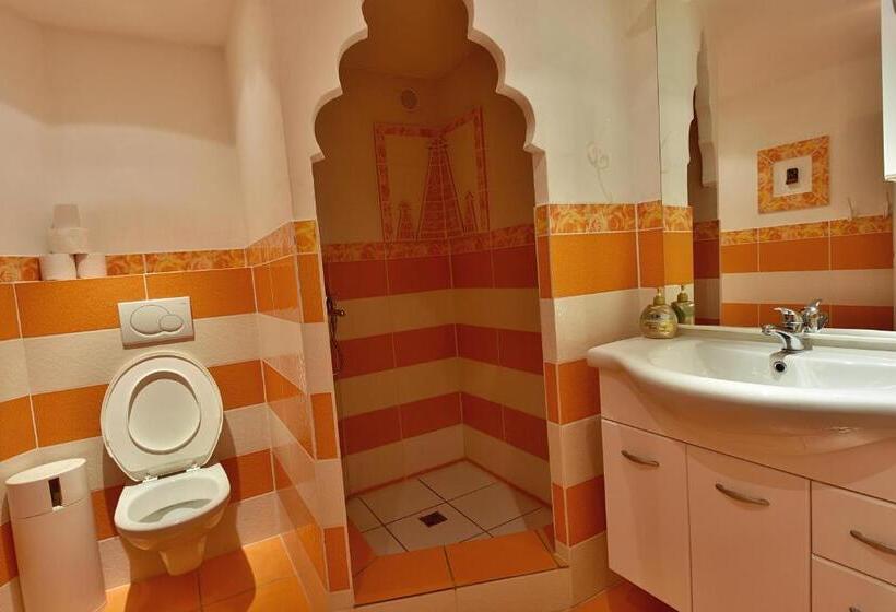 패밀리 룸, Resort Svět