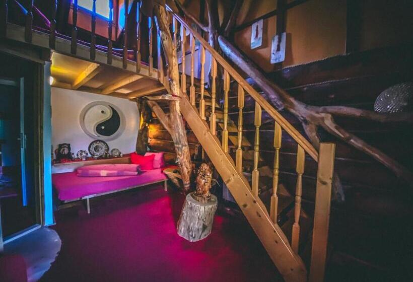 패밀리 룸, Resort Svět